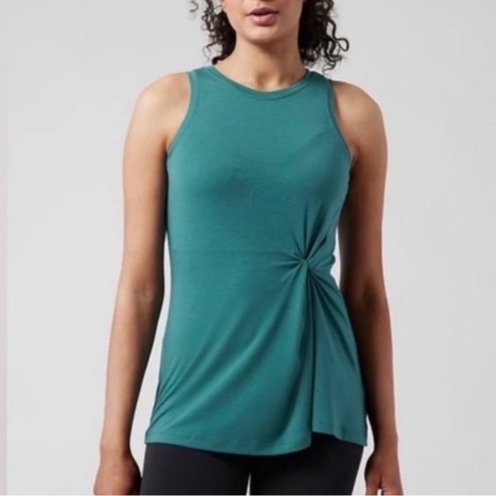 ATHLETA Radiate twist front tank size M